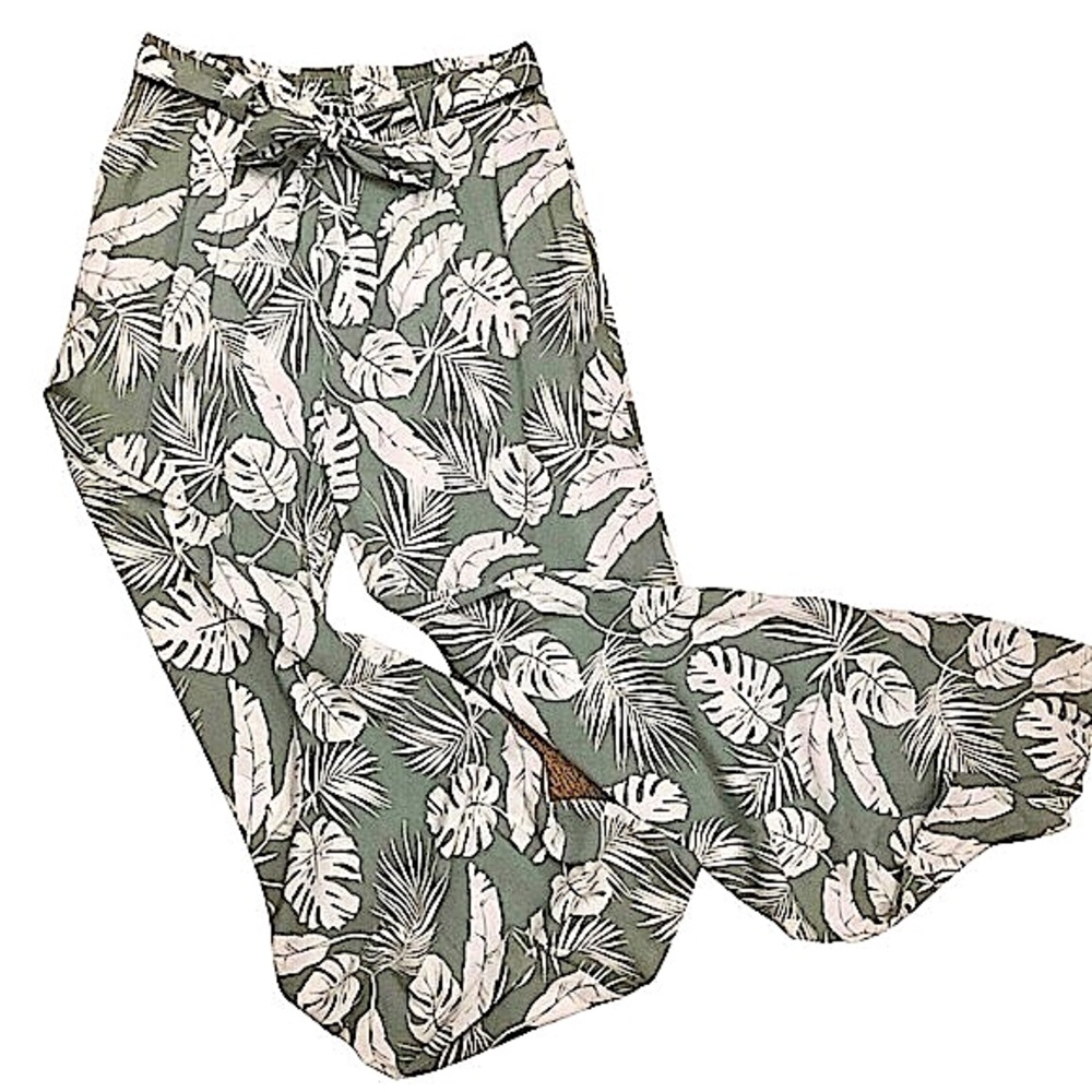 Hawaiian 🌺 Print Lounge Pants NWT